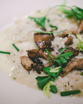 Ризотто с лесными грибами и белым вином