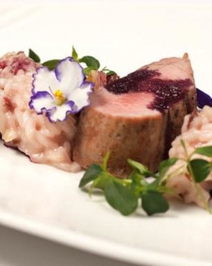 Телятина с вишневым ризотто