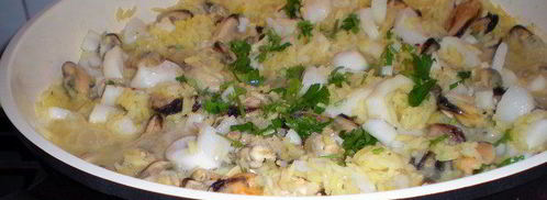 желтое ризотто с морепродуктами. Шаг 13