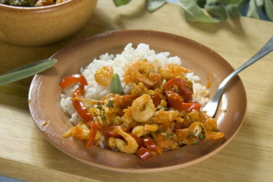 Рецепт креветок с овощами и брынзоя