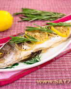 Рыба с розмарином, запеченная в фольге