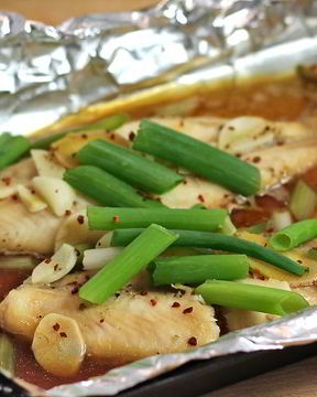 Рыба в духовке в фольге