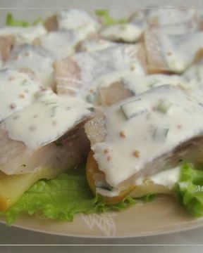 Селедка на яблоках межсезонная