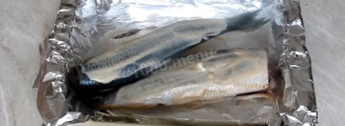 селедка в духовке запеченная в фольге. Шаг 5