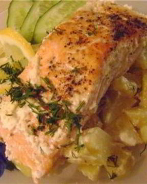 Семга с картошкой в горшочках