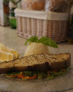 Запеченый палтус на овощной подушке