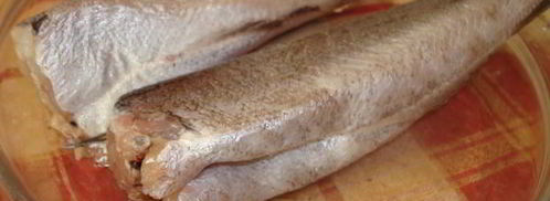 жареная рыба с картошкой и луком. Шаг 3