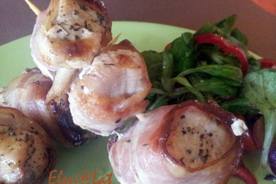 Рецепт шашлычков из индейки с базиликом и беконом