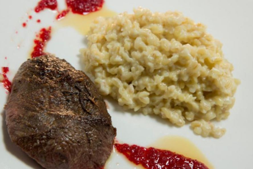 Рецепт говяжьего стейка с булгуром