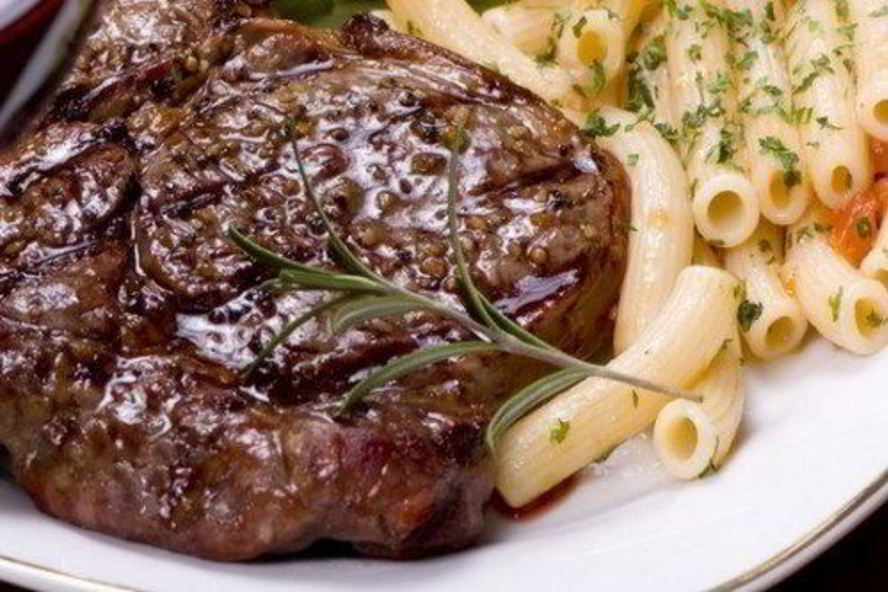 Рецепт говяжьих стейков с горчичным соусом