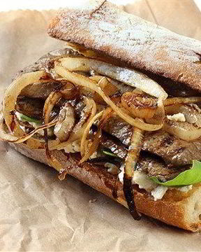 Говяжьи стейки в багете