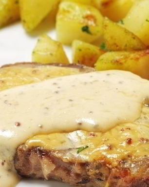 Стейк из говядины с хреном