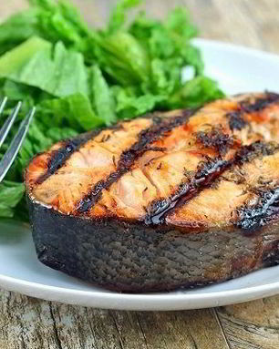 Стейк из семги на мангале