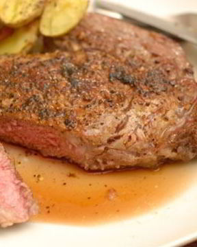 Стейк из телятины на сковороде