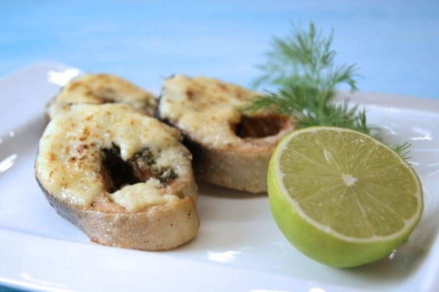 Рецепт запеченных стейков горбуши