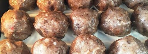 куриные тефтели с сюрпризом в сливочном соусе. Шаг 8