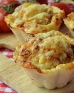 Куриные тефтельки в картофельных корзиночках с сыром