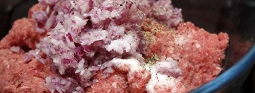 мясные тефтели в томатном соусе. Шаг 2