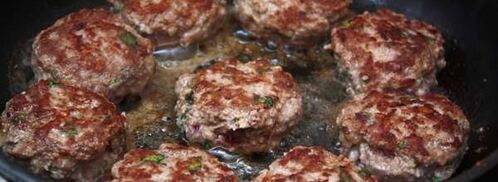 мясные тефтели в томатном соусе. Шаг 6