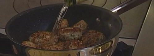 мясные тефтельки с рисом и зеленью. Шаг 8