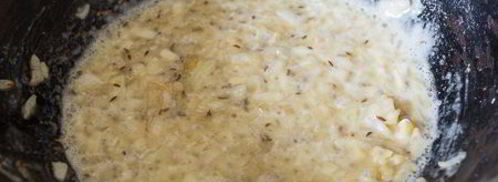 нежные тефтели в грибном соусе. Шаг 8