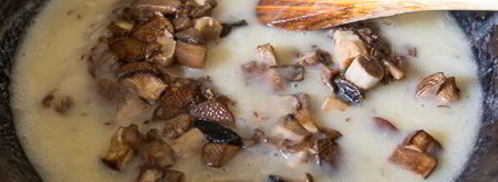 нежные тефтели в грибном соусе. Шаг 10