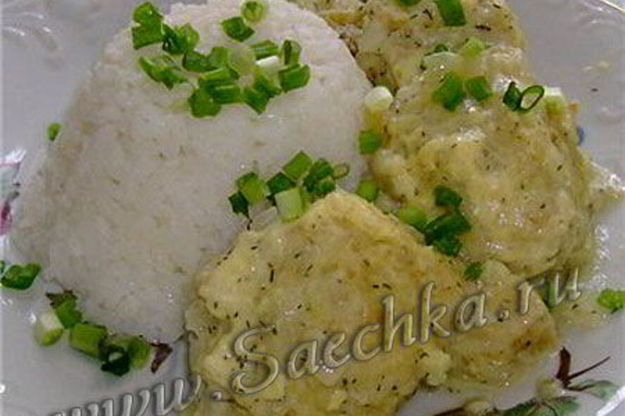 Рецепт рыбных тефтелек в сметанном соусе за 20 минут