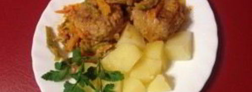 тефтели с рисом и овощным соусом. Шаг 12