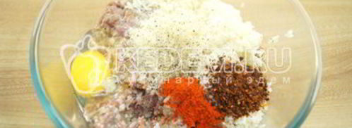 тефтели с рисом в духовке. Шаг 3