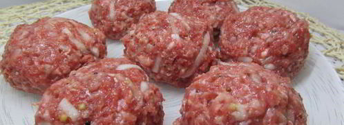 тефтели в беконе с начинкой из моцареллы. Шаг 3