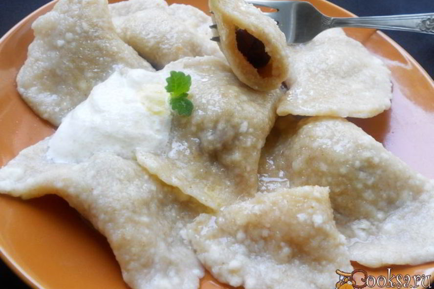 Рецепт вареников из творога с цельнозерновой мукой