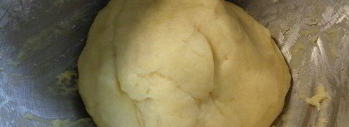 вареники из заварного теста с вишней. Шаг 4