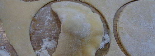 вареники из заварного теста с вишней. Шаг 7