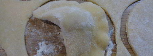 вареники из заварного теста с вишней. Шаг 9