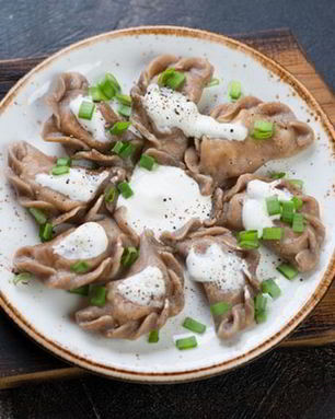 Вареники изумрудный гребень с квашеной капустой