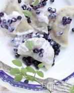 Вареники с черникой на кефире