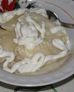 Вареники со сметаной