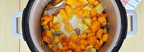 домашнее жаркое на пиве с тыквой в мультиварке. Шаг 11