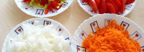 жаркое из свинины с картошкой в горшочках. Шаг 2