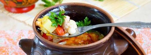 жаркое из свинины с картошкой в горшочках. Шаг 11