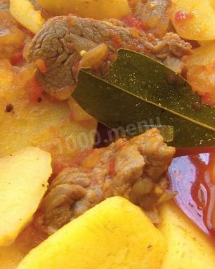 Жаркое из свинины в томатном соусе