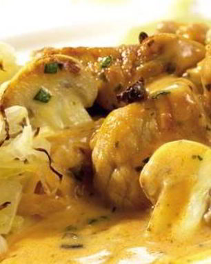 Жаркое по-охотничьи с квашеной капустой