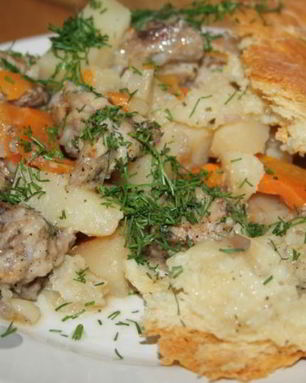 Жаркое под хлебной корочкой