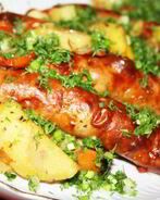 Жаркое с колбасками в духовке