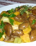 Жаркое с курицей и грибами