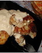 Картофельные зразы и лепешки с одной начинкой