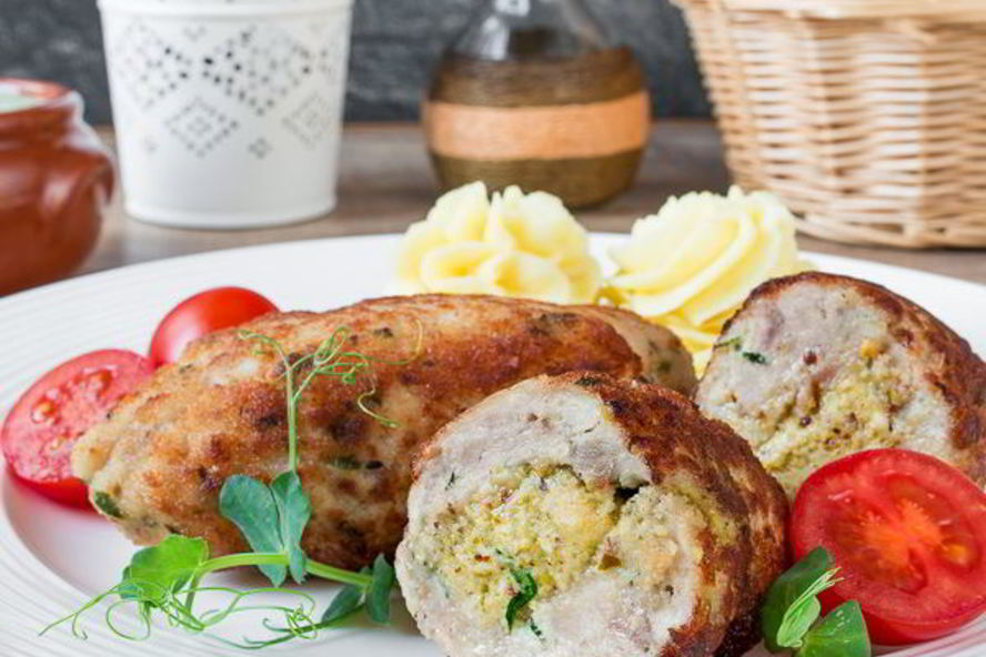 Рецепт куриных зраз с пикантной начинкой