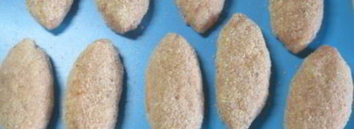 куриные зразы с яйцом и луком и шотландское яйцо. Шаг 6