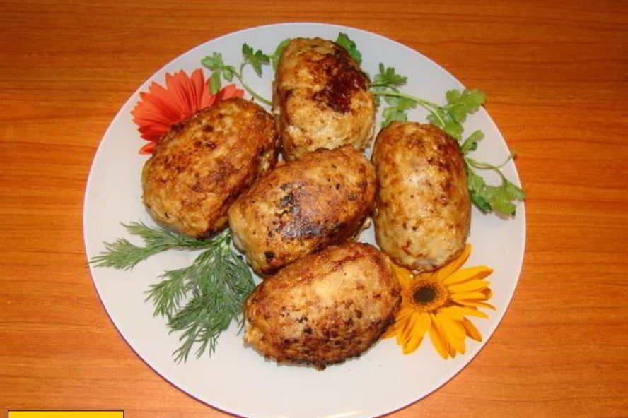 Рецепт мясных зраз с яйцом