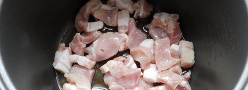 гороховая каша со свининой в мультиварке. Шаг 2